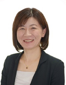 石井 律子
